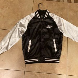 Nike lightweight jacket